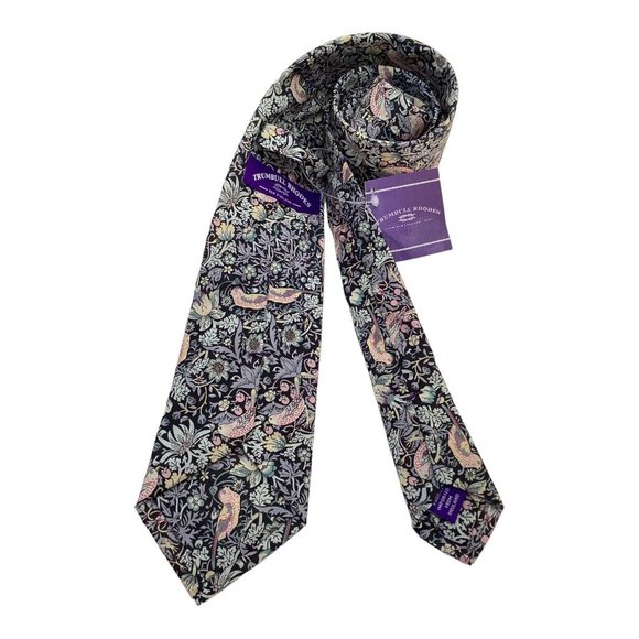 TRUMBULL RHODES Blue Flower Print Silk Tie Hand Made In USA 58"- 3.25" NWT - Picture 2 of 7